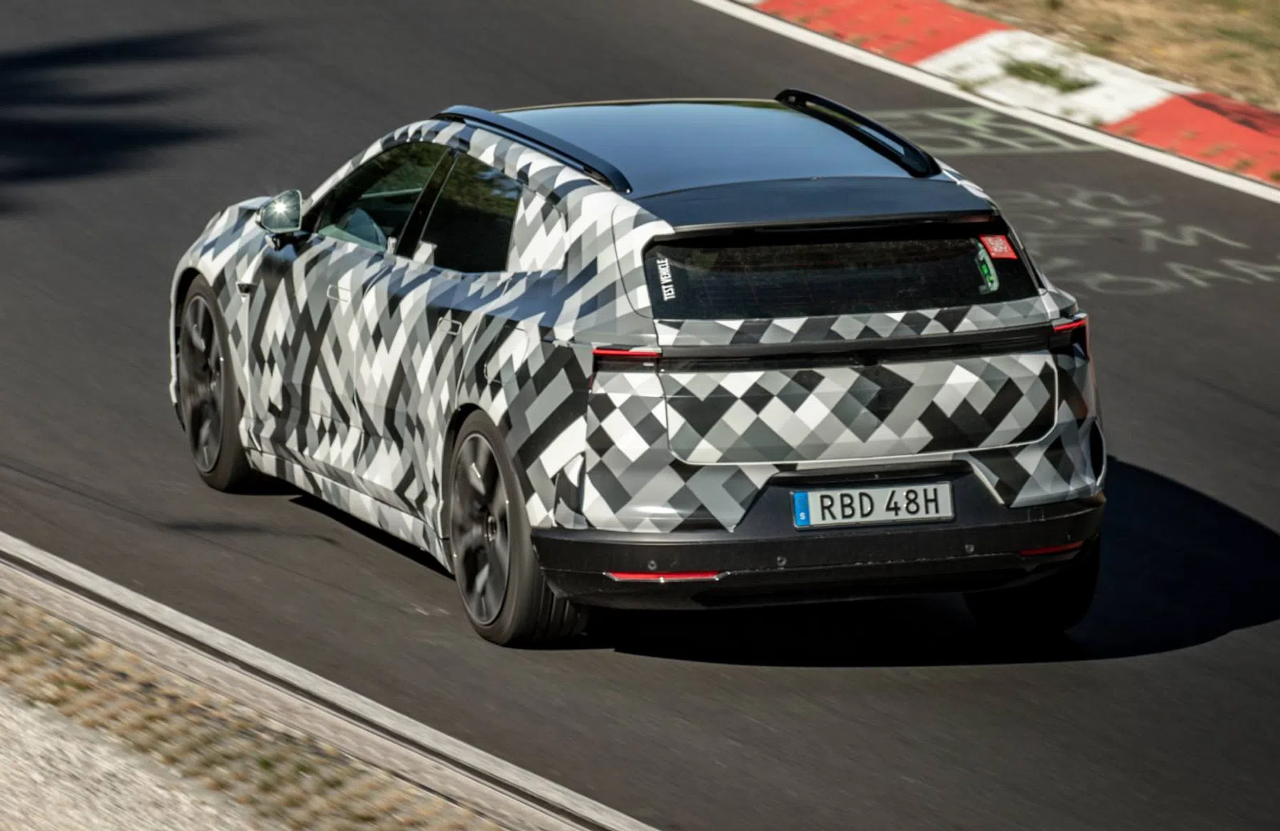 Polestar 4 SUV spyshot